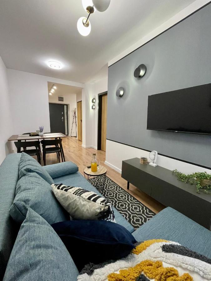 Przestronny Apartament W Centrum Miasta Radom Exteriör bild